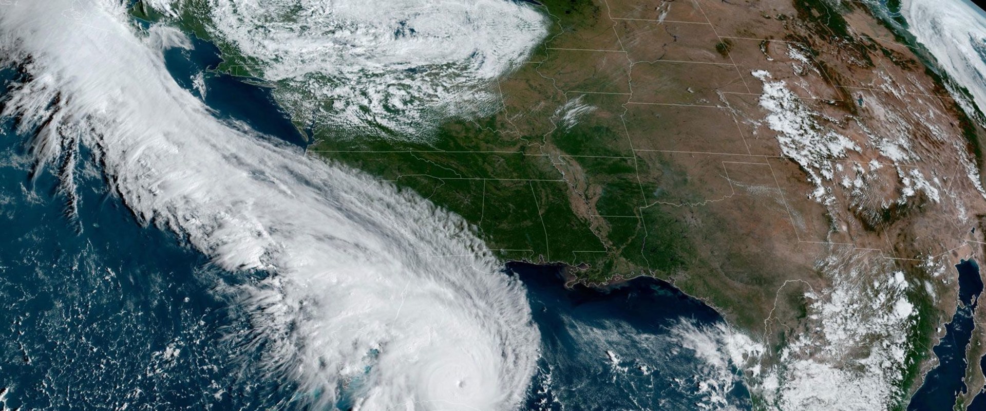 Covering Hurricanes and Storms: The Latest and Most Relevant Information